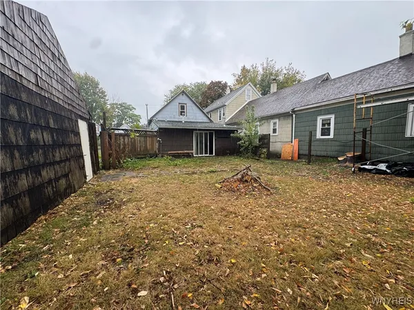 $100,000 | 120 7th Avenue, North Tonawanda, NY 14120