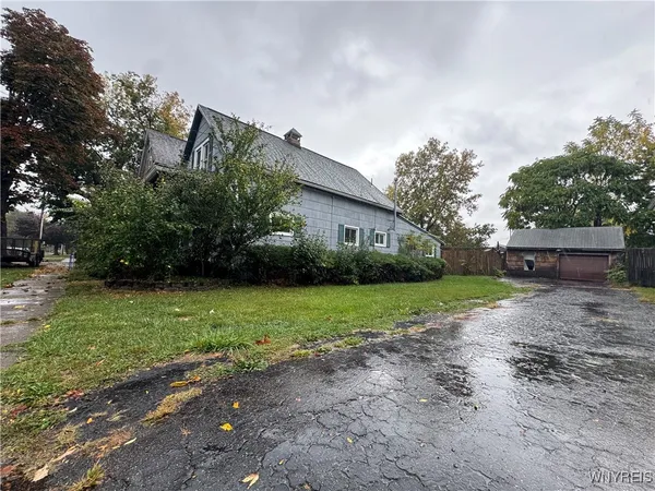 $100,000 | 120 7th Avenue, North Tonawanda, NY 14120
