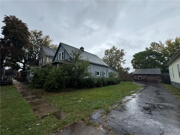 $100,000 | 120 7th Avenue, North Tonawanda, NY 14120