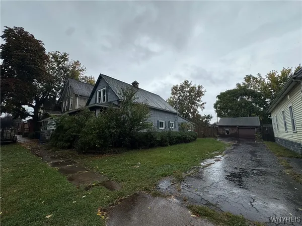 $100,000 | 120 7th Avenue, North Tonawanda, NY 14120