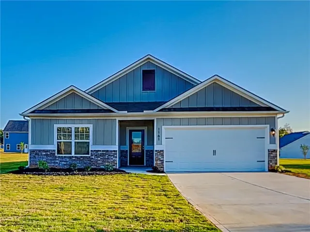 $1,925 | 1161 Amadas Drive, Locust Grove, GA 30248