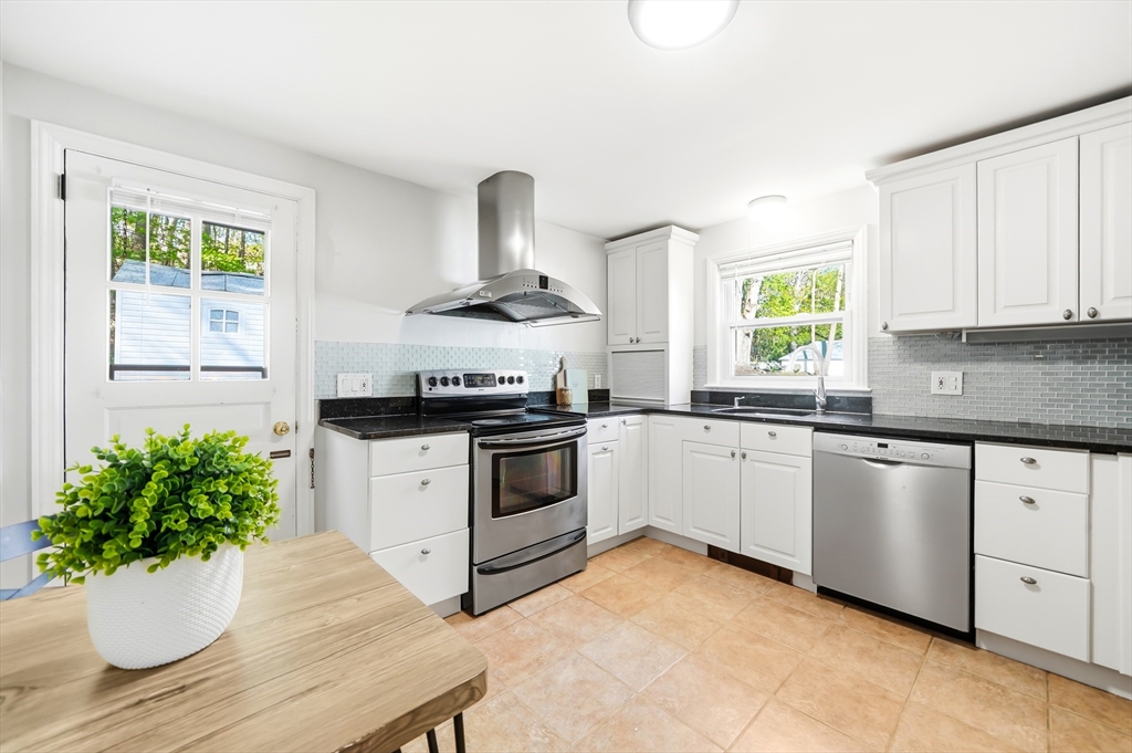 6 Brookside Avenue Lexington, MA 02421 - Photo 11 of 42