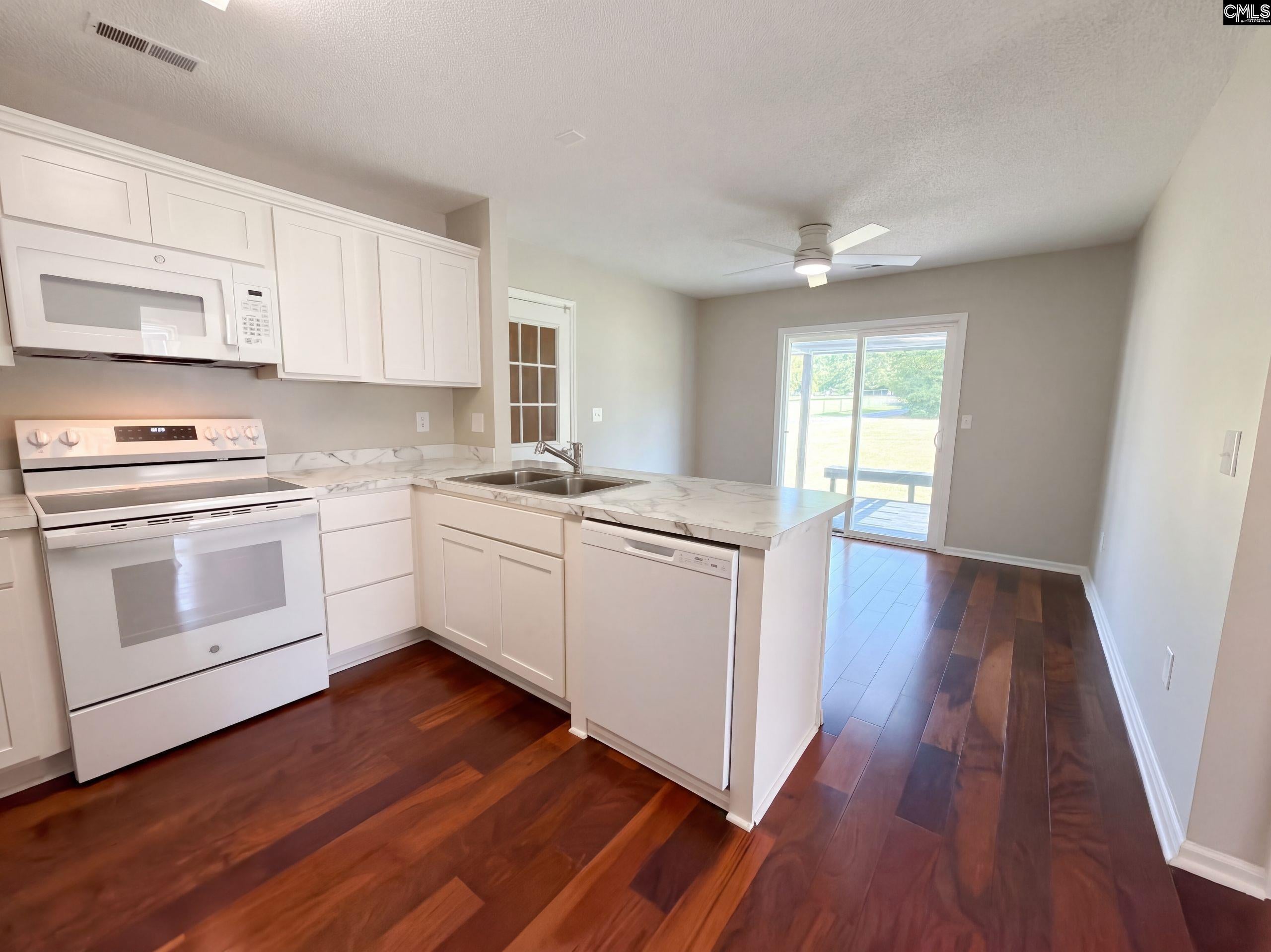 3200 Trotter Road Hopkins, SC 29061 - Photo 6 of 16 Gallery Image 6