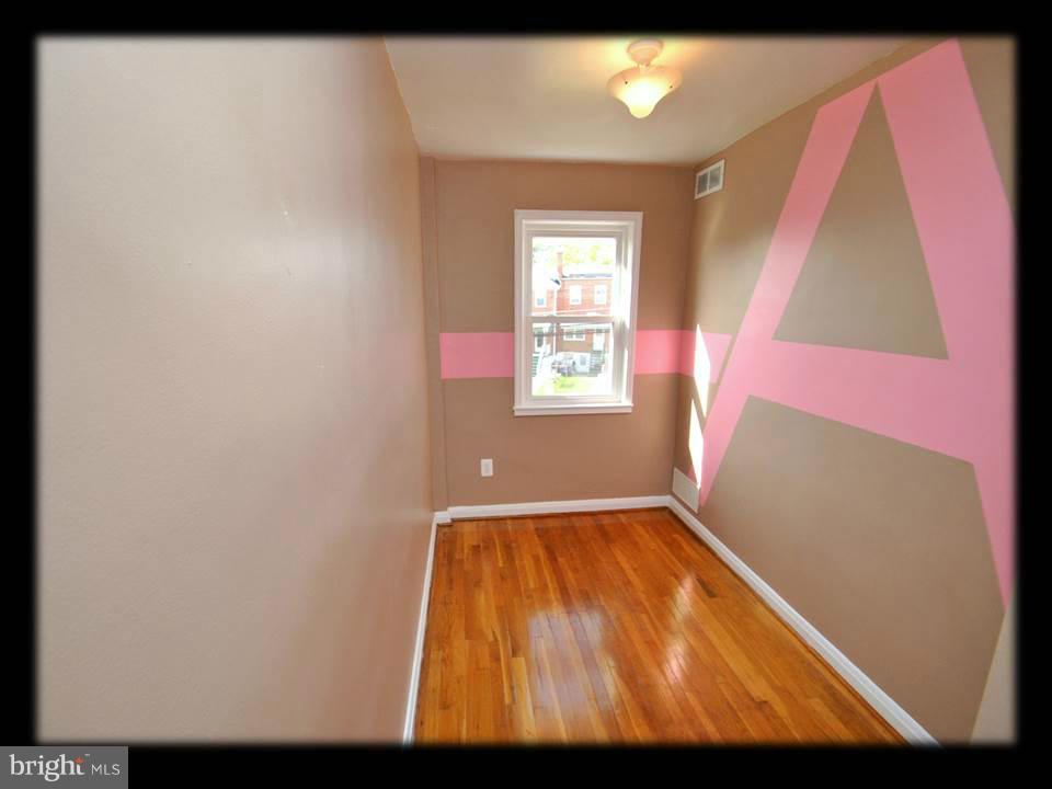 1714 Searles Road Baltimore, MD 21222 - Photo 14 of 23 3RD BEDROOM