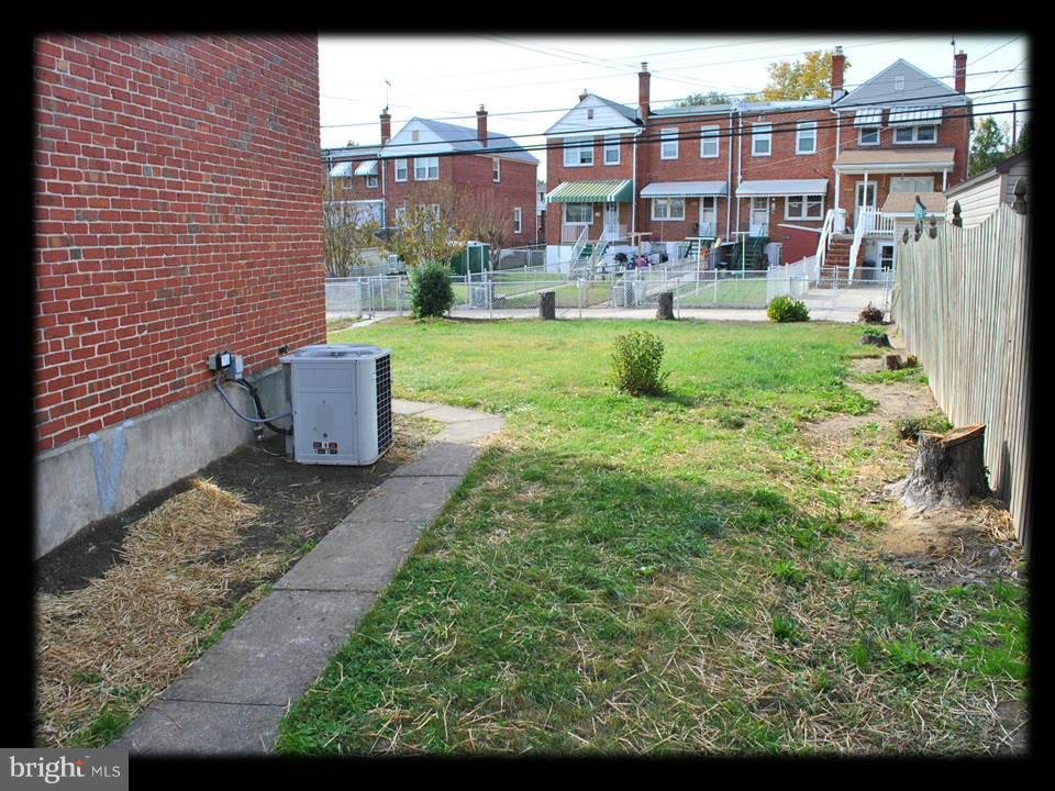 1714 Searles Road Baltimore, MD 21222 - Photo 22 of 23 HUGE FULLY FENCED IN REAR YARD