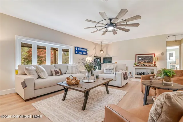 $534,900 | 114 Gravatts Way, Tannersville, PA 18372