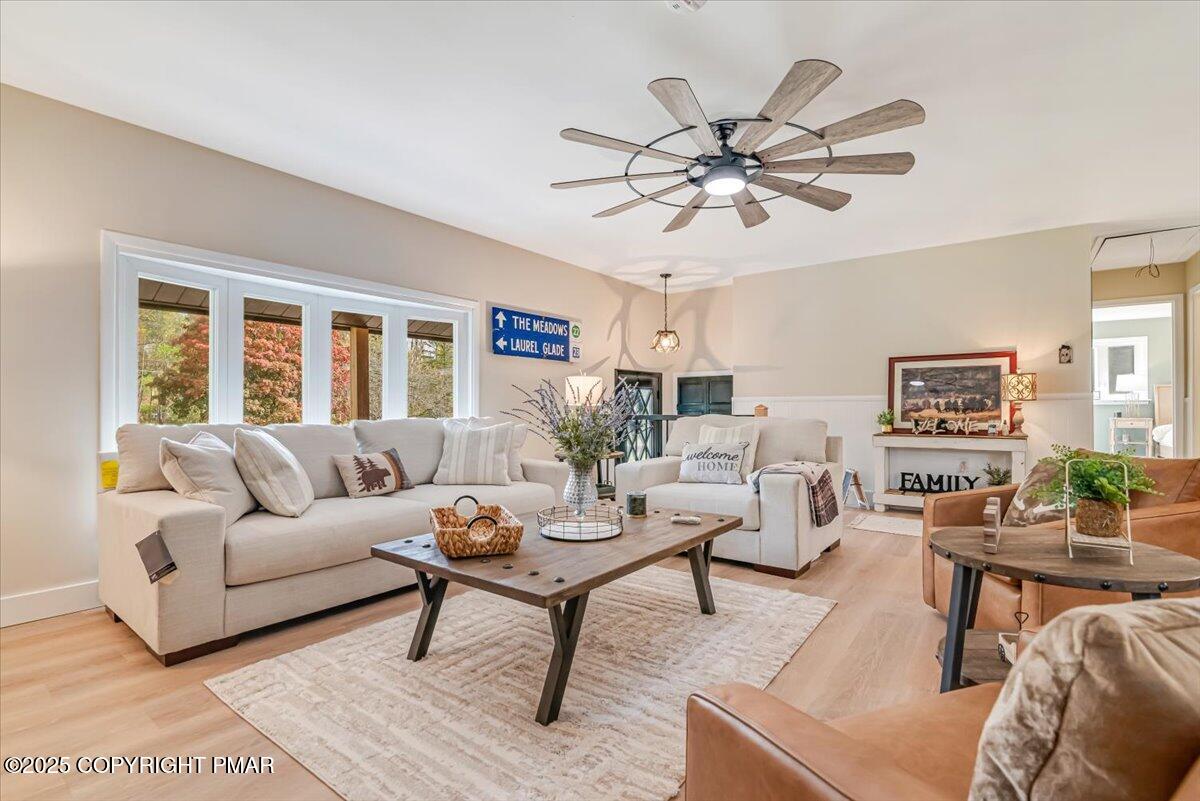 114 Gravatts Way Tannersville, PA 18372 - Photo 14 of 88 15-Photo Sep 29 2025, 9 56 14 AM