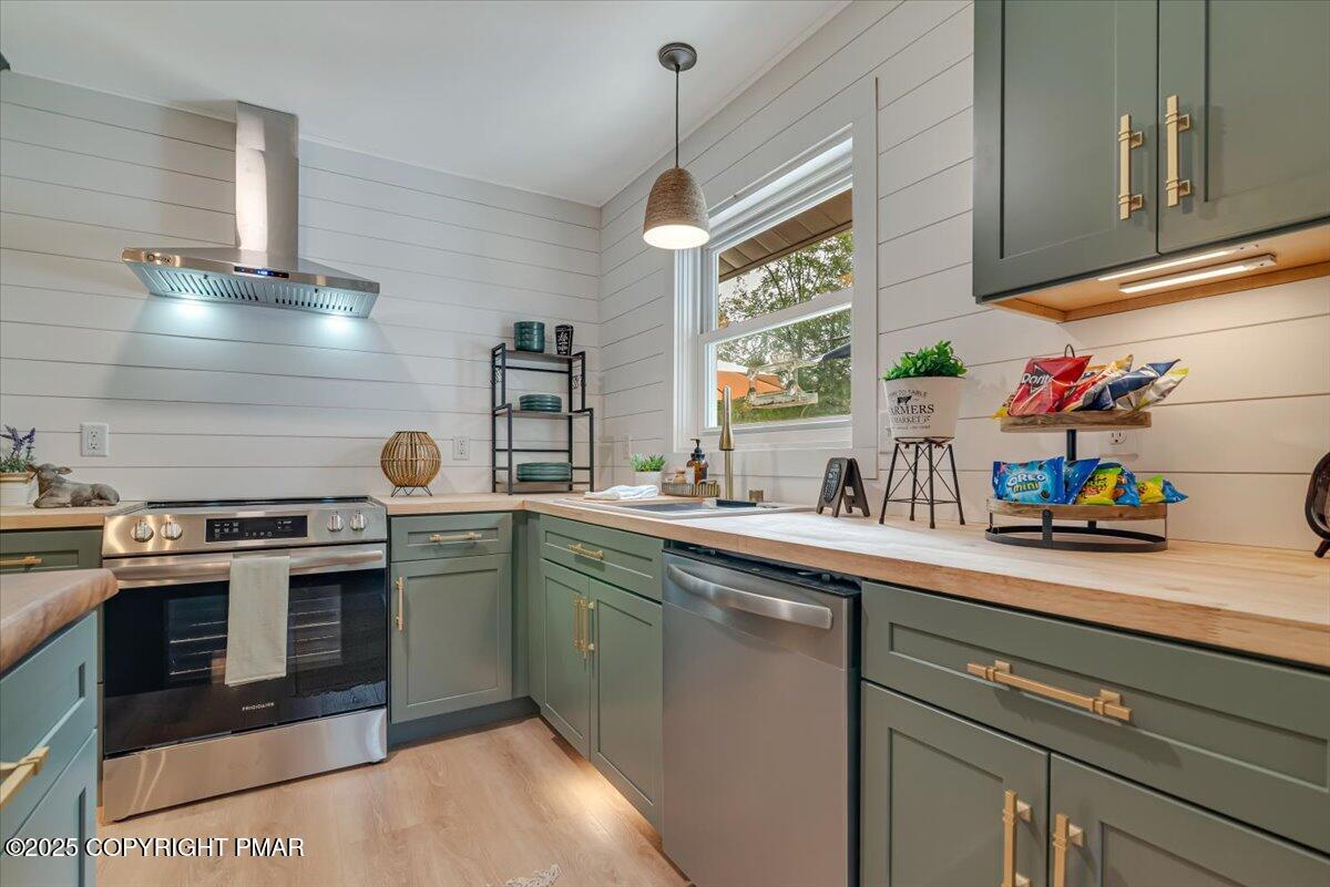 114 Gravatts Way Tannersville, PA 18372 - Photo 21 of 88 22-Photo Sep 29 2025, 9 52 27 AM