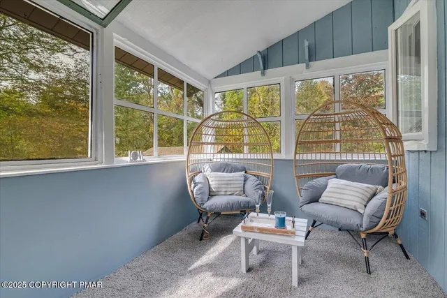 $534,900 | 114 Gravatts Way, Tannersville, PA 18372