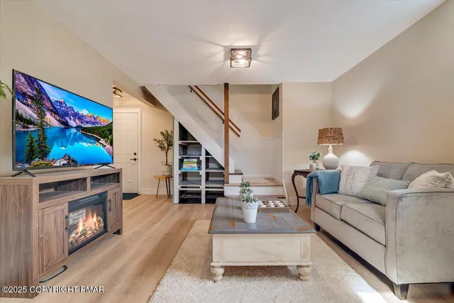 $534,900 | 114 Gravatts Way, Tannersville, PA 18372