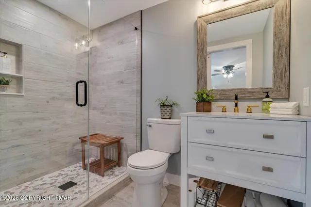 $534,900 | 114 Gravatts Way, Tannersville, PA 18372