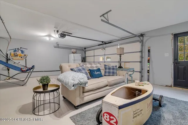 $534,900 | 114 Gravatts Way, Tannersville, PA 18372