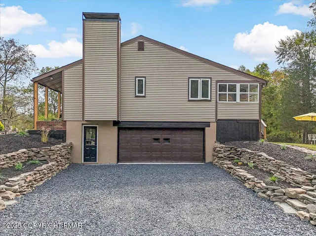 $534,900 | 114 Gravatts Way, Tannersville, PA 18372