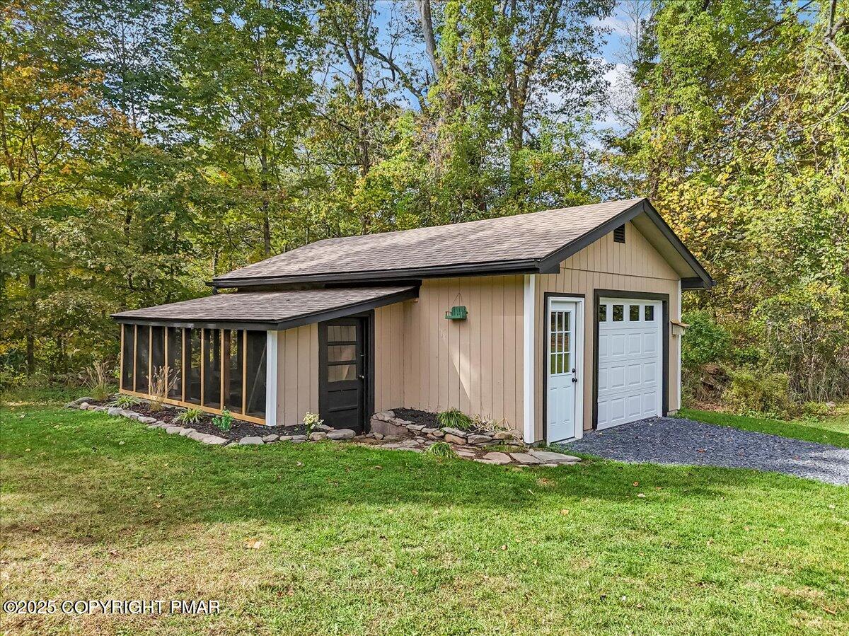 114 Gravatts Way Tannersville, PA 18372 - Photo 64 of 88 66-Photo Sep 29 2025, 11 27 44 AM