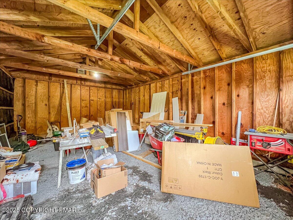 114 Gravatts Way Tannersville, PA 18372 - Photo 65 of 88 67-Photo Sep 29 2025, 11 16 31 AM