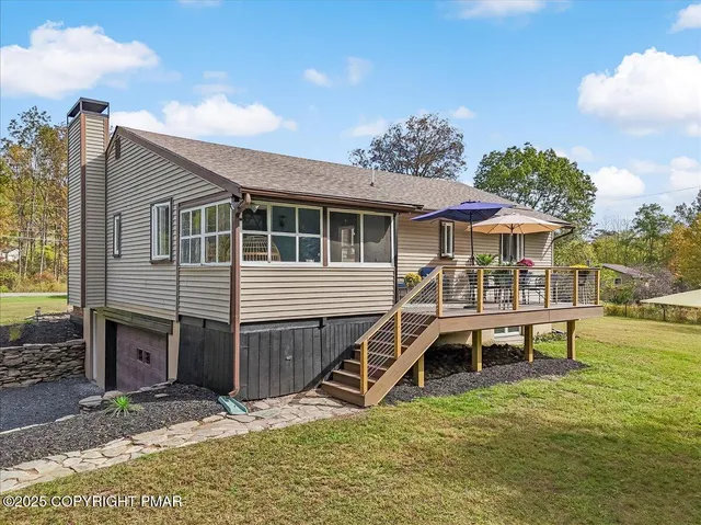 $534,900 | 114 Gravatts Way, Tannersville, PA 18372