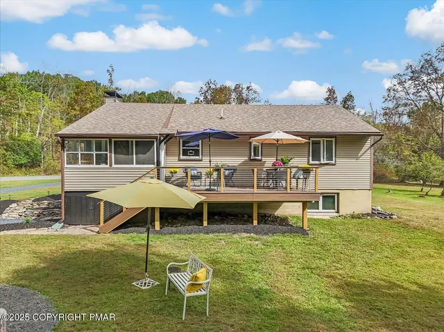 $534,900 | 114 Gravatts Way, Tannersville, PA 18372