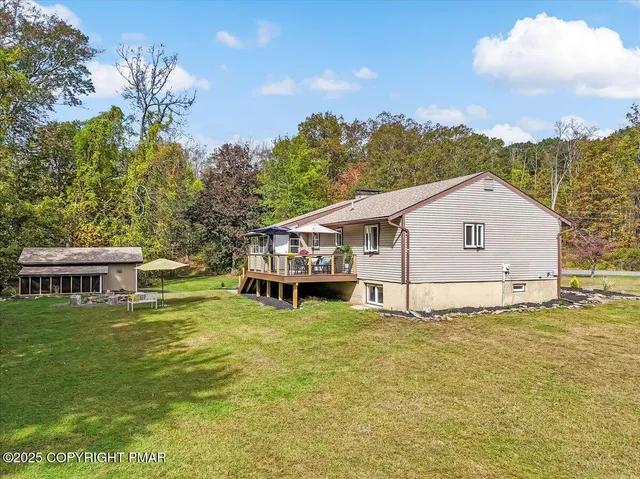 $534,900 | 114 Gravatts Way, Tannersville, PA 18372