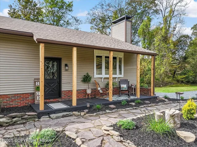 $534,900 | 114 Gravatts Way, Tannersville, PA 18372