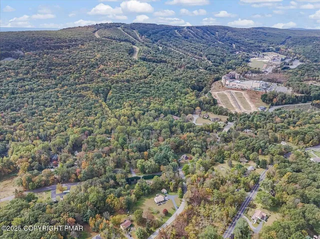 $534,900 | 114 Gravatts Way, Tannersville, PA 18372