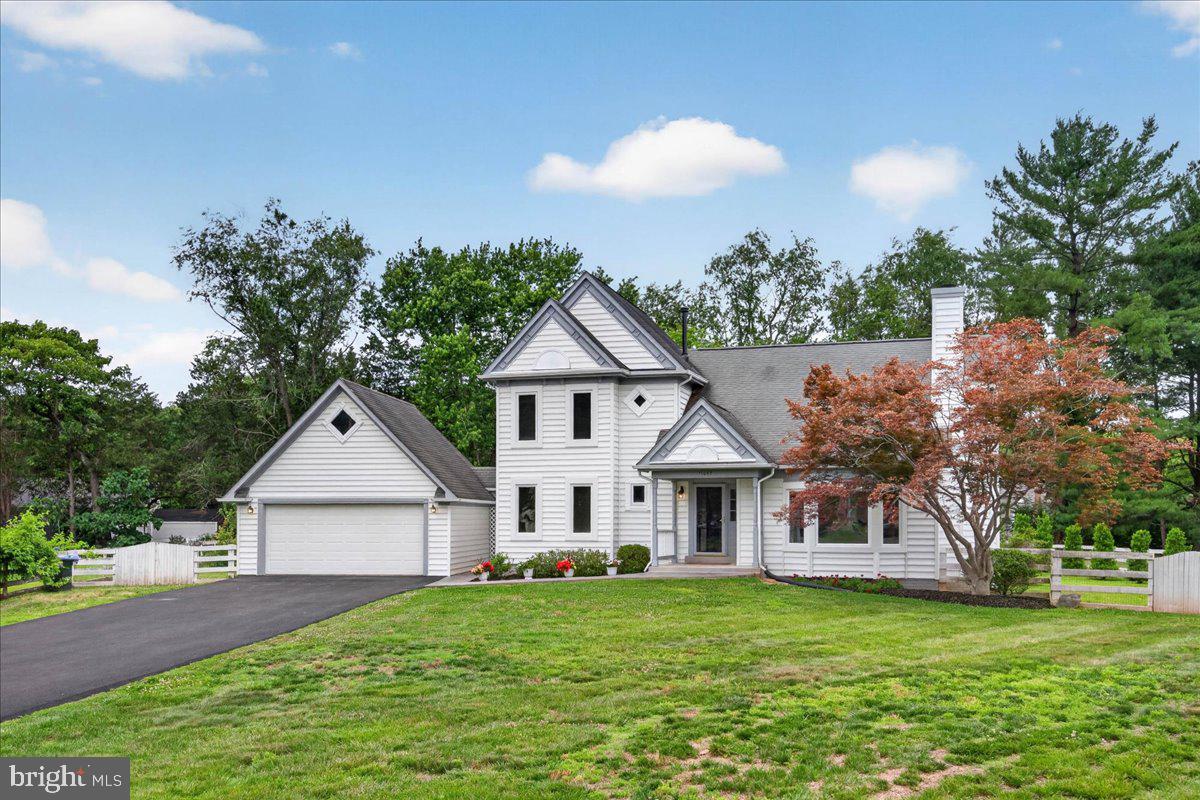 11057 Bishopsgate Court Reston, VA 20194 - Photo 7 of 72 Expansive Driveway can Accommodate 8 Vehicles