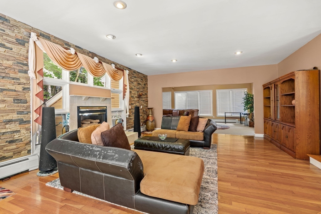 9 Abby Road Westford, MA 01886 - Photo 15 of 41