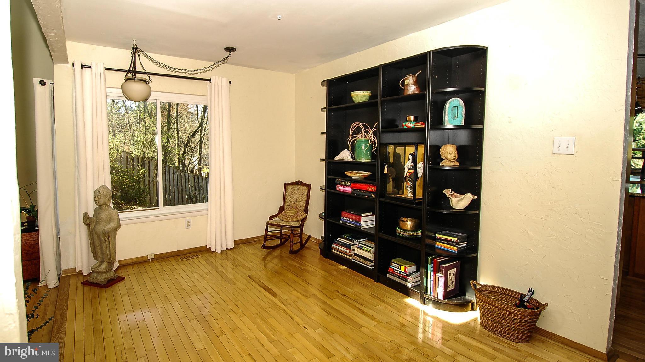 19008 Glendower Road Gaithersburg, MD 20879 - Photo 5 of 30 Interior (General)