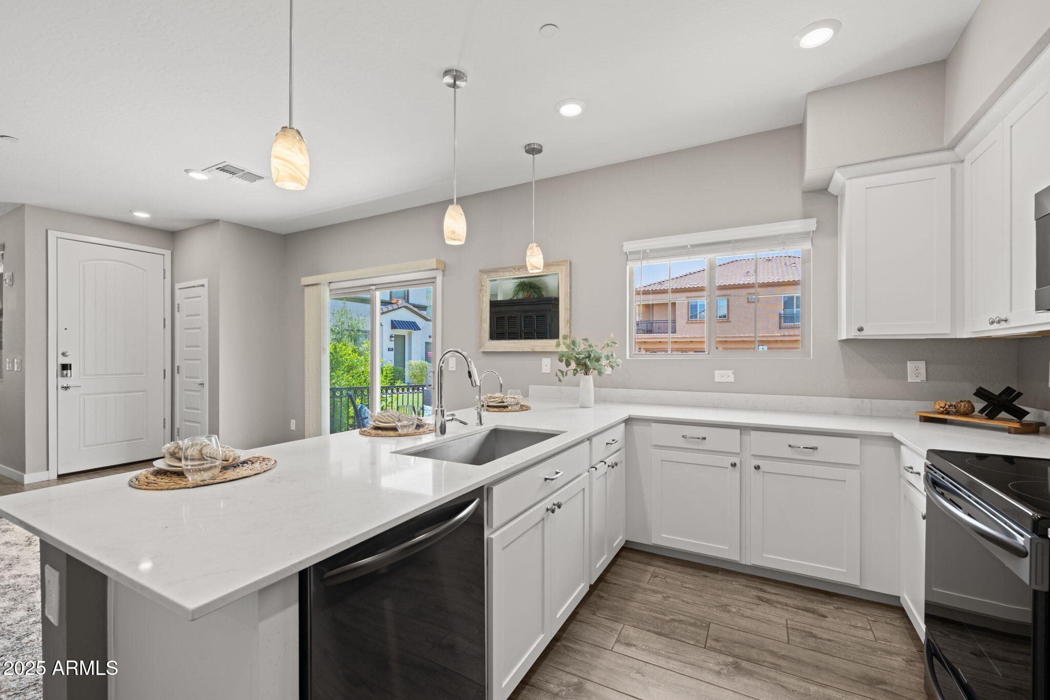 2746 South Decatur Drive, Unit 102 Gilbert, AZ 85295 - Photo 14 of 43 Kitchen