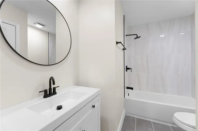 $400,000 | 1421 East Stagecoach Drive, Olathe, KS 66062