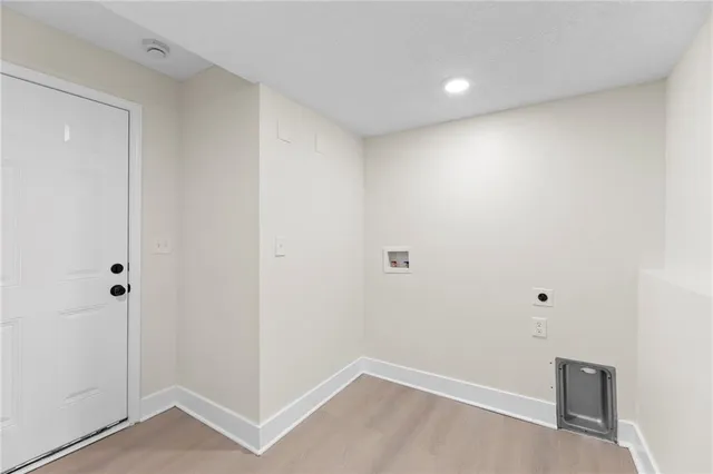 $400,000 | 1421 East Stagecoach Drive, Olathe, KS 66062