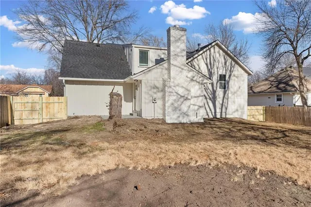 $400,000 | 1421 East Stagecoach Drive, Olathe, KS 66062