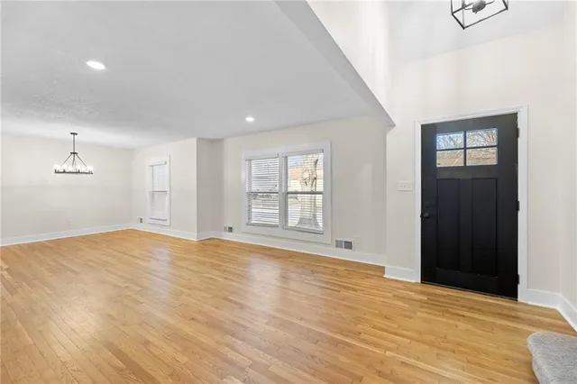 $400,000 | 1421 East Stagecoach Drive, Olathe, KS 66062