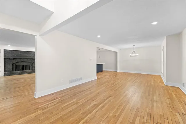 $400,000 | 1421 East Stagecoach Drive, Olathe, KS 66062