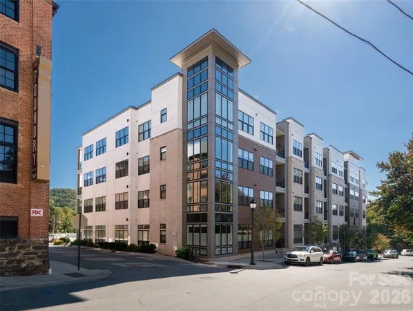 $578,000 | 55 South Market Street, Unit 210, Asheville, NC 28801