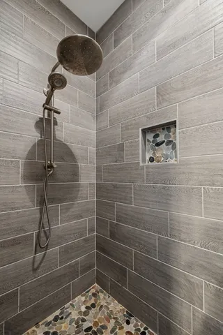 $735,000 | 261 Lake Louisa Loop, Monteagle, TN 37356