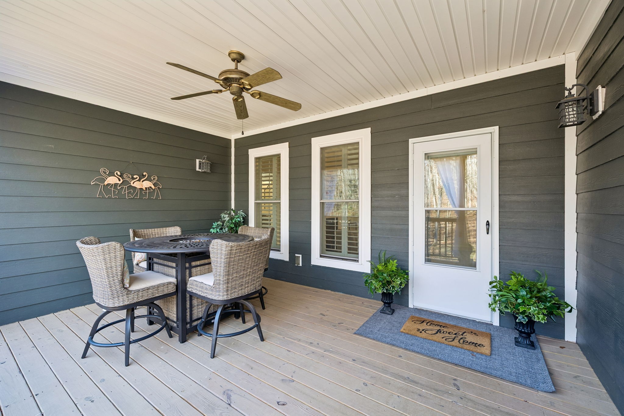 261 Lake Louisa Loop Monteagle, TN 37356 - Photo 35 of 49 a view of a patio with a table and chairs