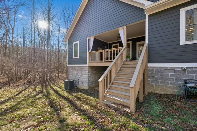 $735,000 | 261 Lake Louisa Loop, Monteagle, TN 37356