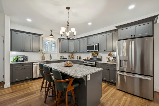 $735,000 | 261 Lake Louisa Loop, Monteagle, TN 37356