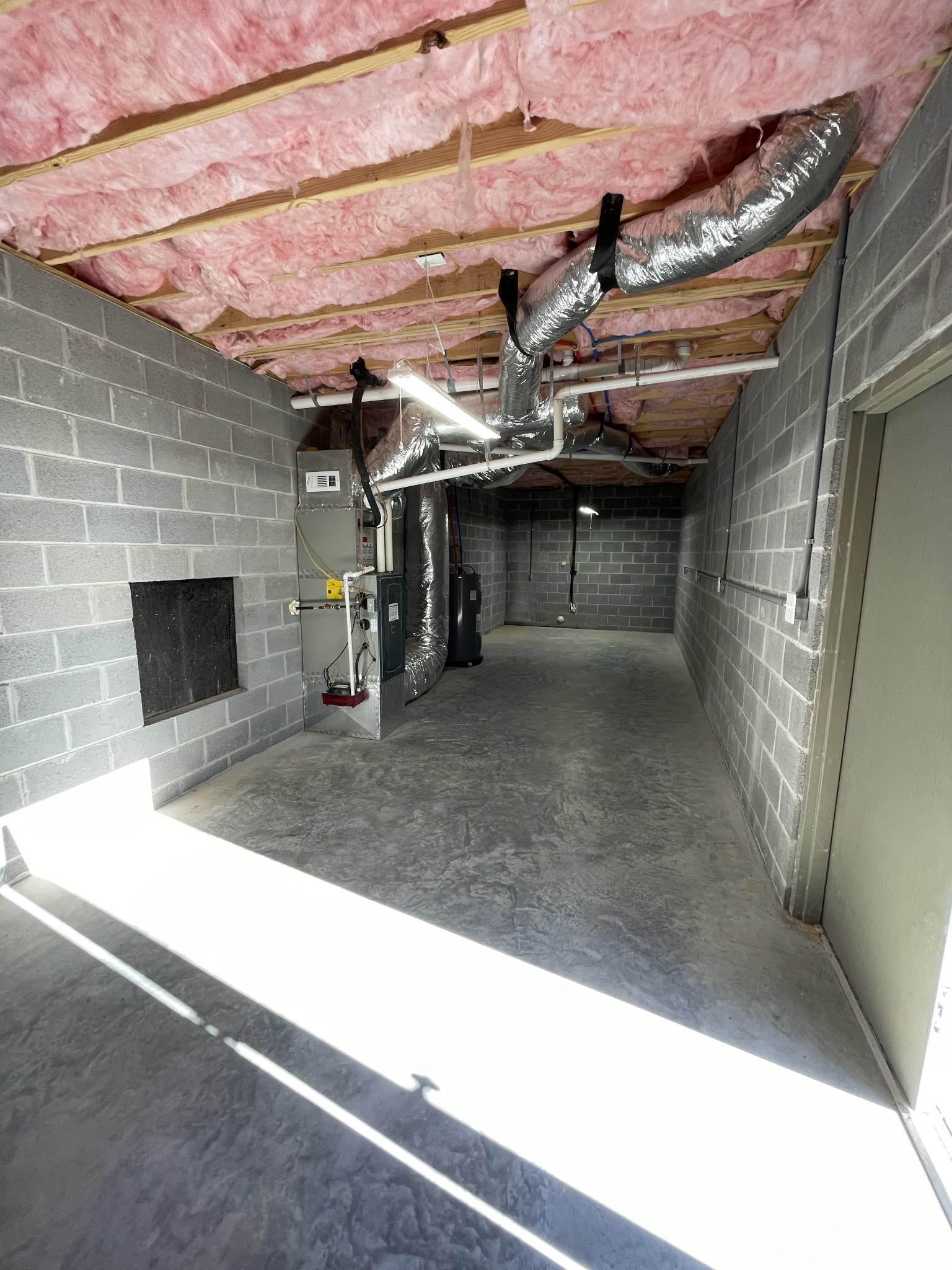 261 Lake Louisa Loop Monteagle, TN 37356 - Photo 45 of 49 a view of garage