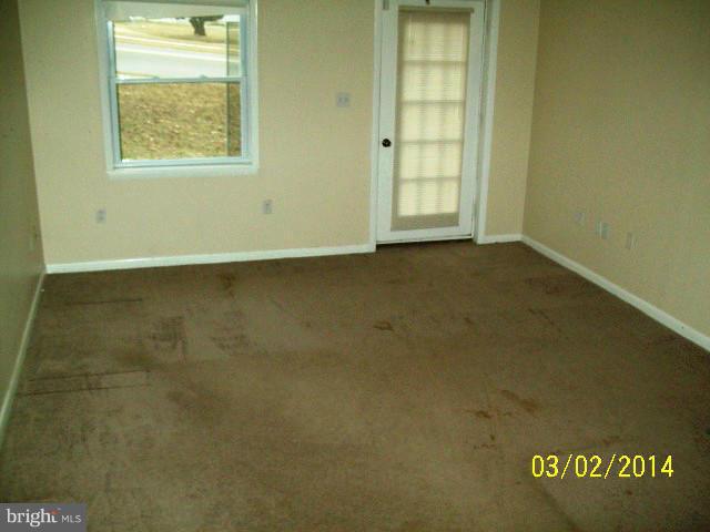 7900 Brompton Street Springfield, VA 22152 - Photo 5 of 9 Interior (General)