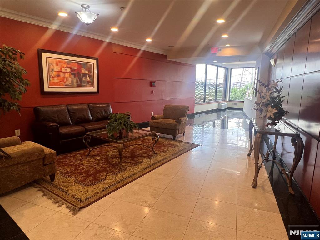 1100 River Road, Unit 302 Edgewater, NJ 07020 - Photo 3 of 13