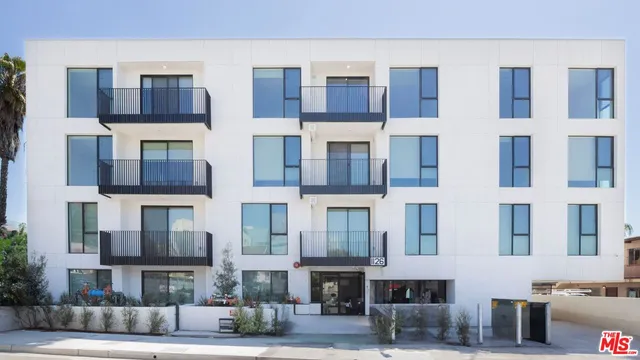 $2,250 | 1126 Cornwell Street, Unit 208, Los Angeles, CA 90033