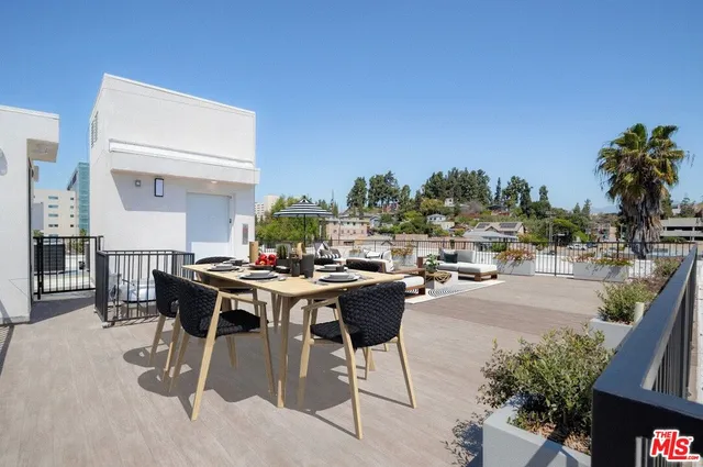 $2,250 | 1126 Cornwell Street, Unit 208, Los Angeles, CA 90033