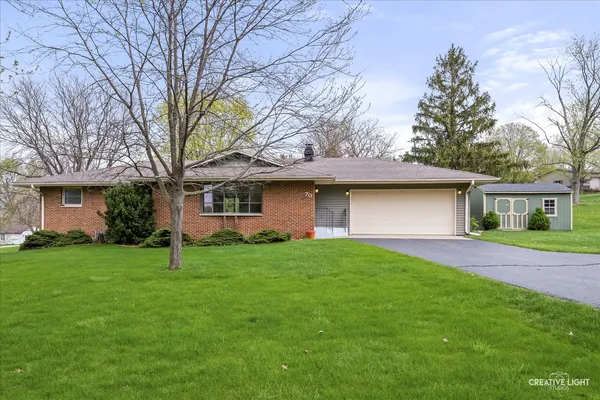 $435,000 | 70 Highview Drive, Yorkville, IL 60560
