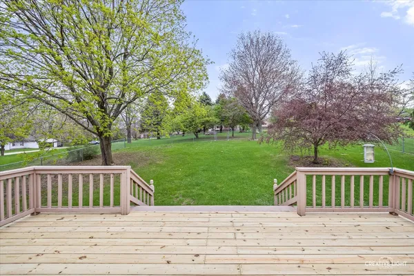 $435,000 | 70 Highview Drive, Yorkville, IL 60560