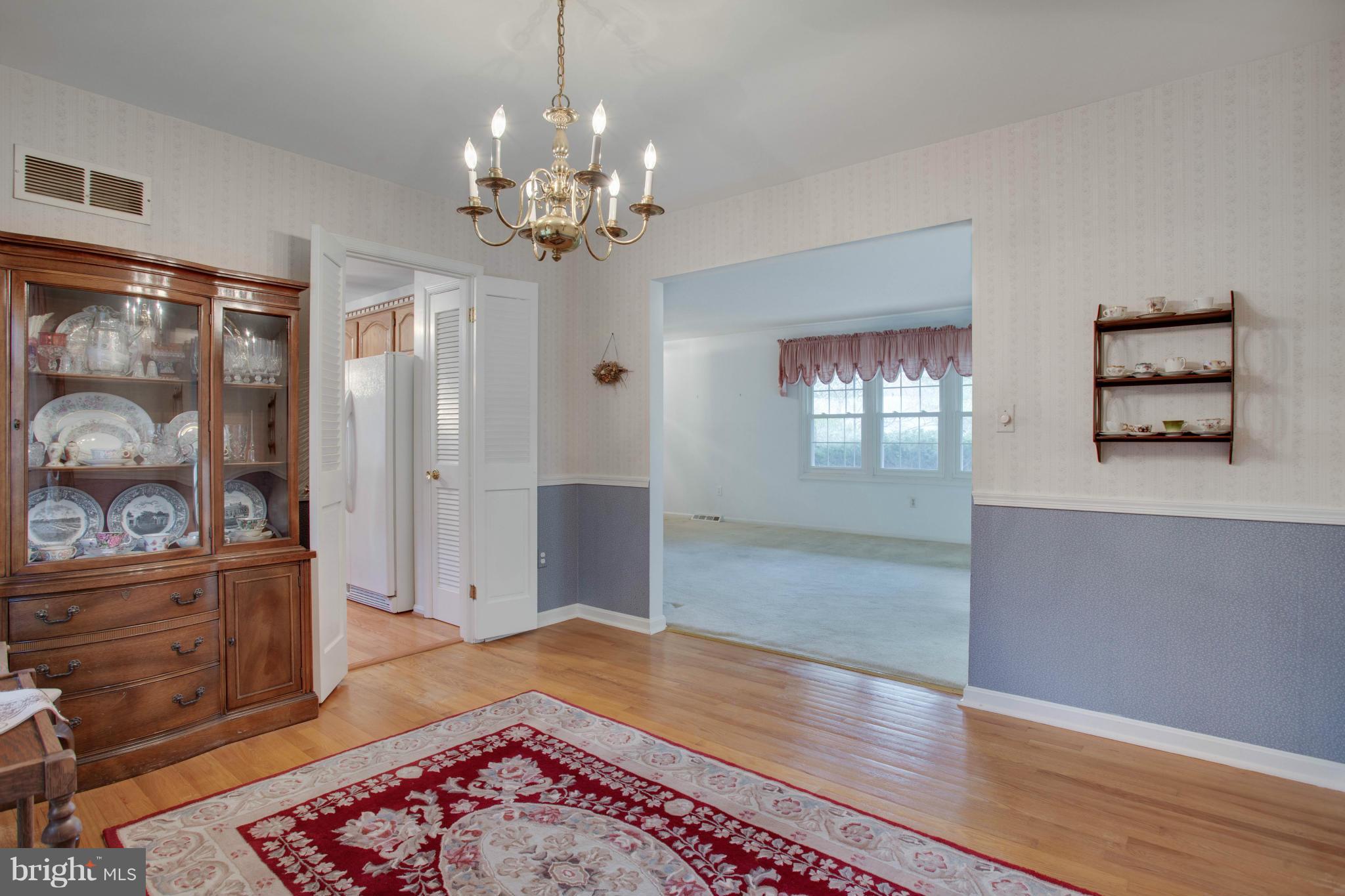 38 Chautaugua Road Arnold, MD 21012 - Photo 14 of 30 Dining Room