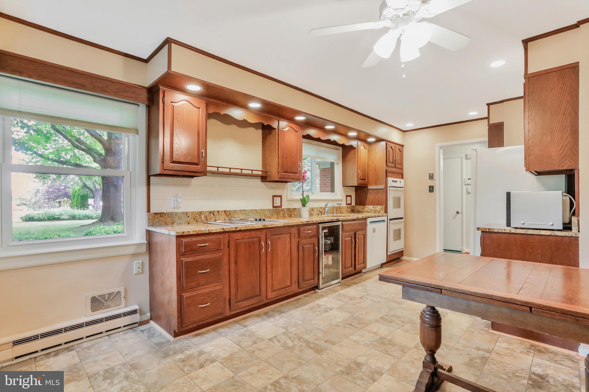 2700 Blue Ridge Terrace Winchester, VA 22601 - Photo 14 of 44 Gallery Image 14