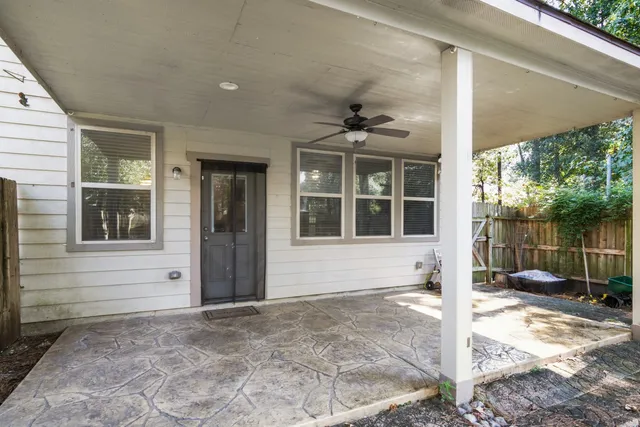 a view of a entrance door of the house