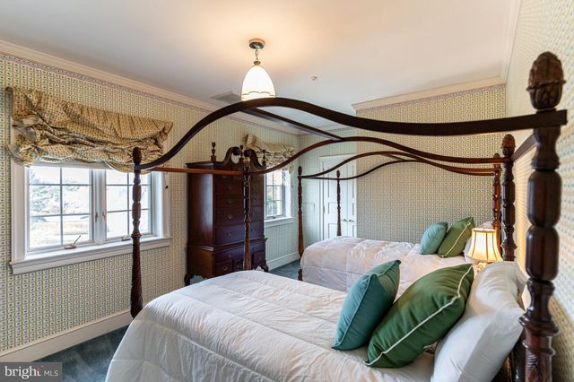 $4,300,000 | 9000 Durham Drive, Potomac, MD 20854