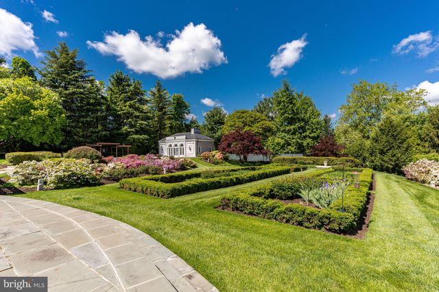 $4,300,000 | 9000 Durham Drive, Potomac, MD 20854